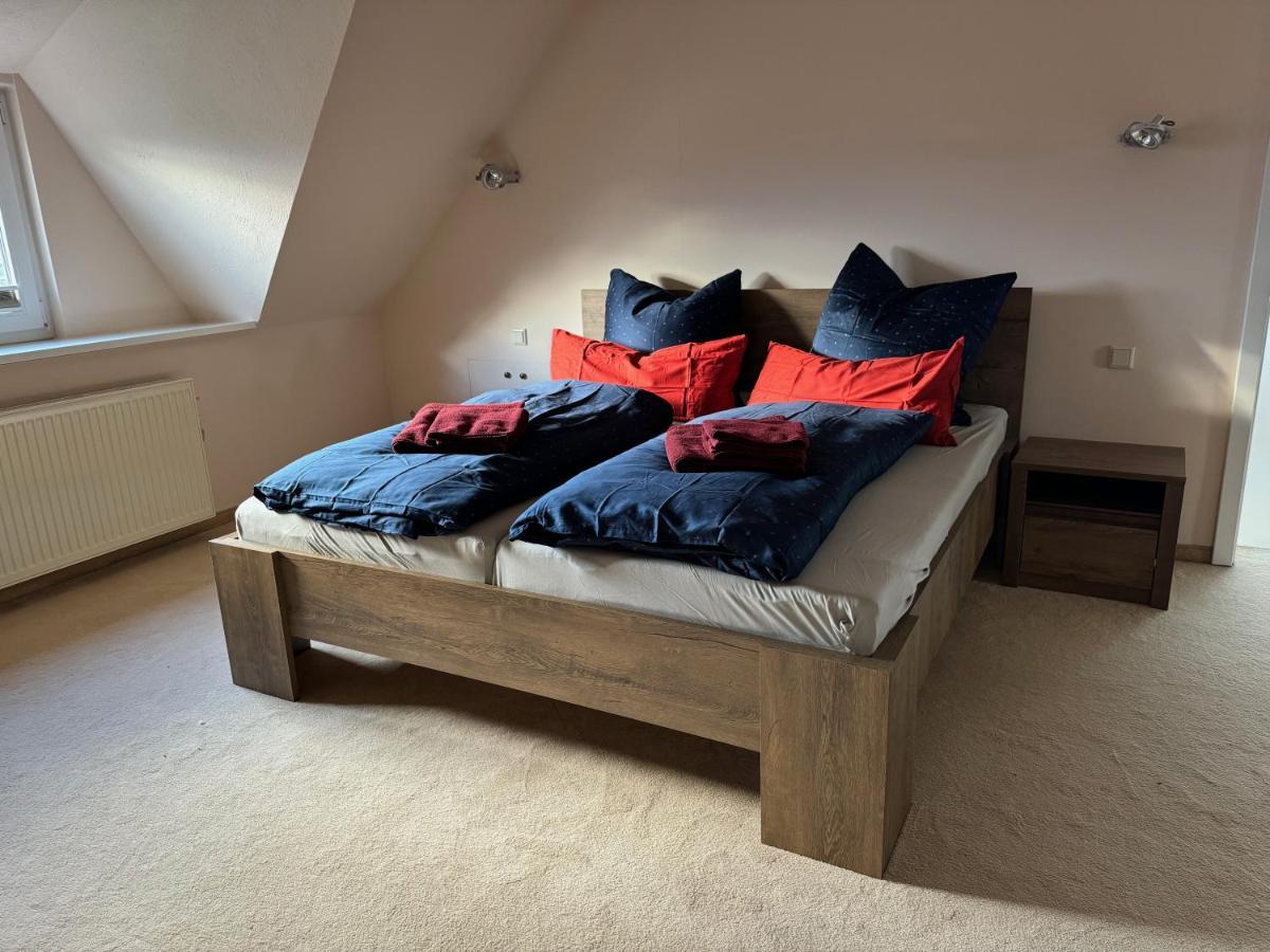 205 Qm "Traumtor" Mit Sauna, Whirlpool, Kamin Und 3 Terrassen Mit Blick In Die Boehmisch Saechsische Schweiz Dresden Luaran gambar